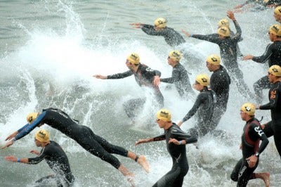 triatlon zwemmers in zee